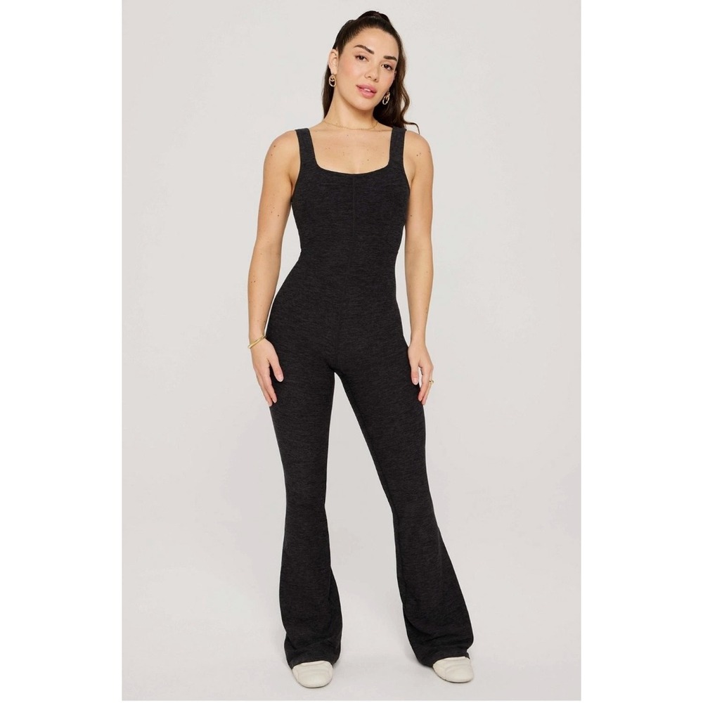 NWT Fabletics Heatherflex Kick Flare Jumpsuit Cozy Heather Size Medium